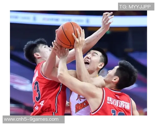 UFC温顿与锤子展开激烈对决谁将成为擂台之王的最终赢家